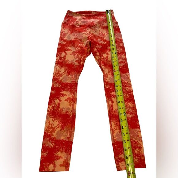 Gymshark Red and Orange Pattern High Waist Leggings Women’s Size Small - Picture 8 of 9